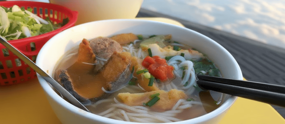 Bún cá cay 66 Lê Lợi